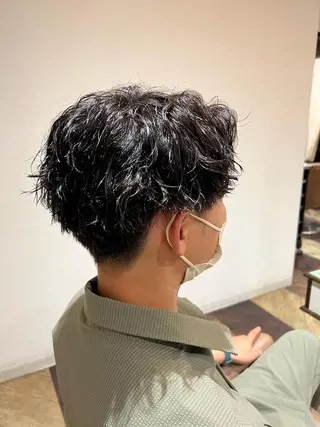 ショート パーマ メンズ DAHLI plum（ダリ　プリュム）所属・中村 玲美のヘアスタイル