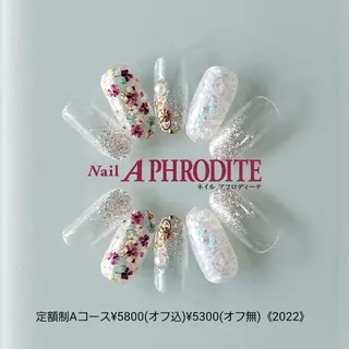 ネイル Nail  Aphroditeのネイルデザイン