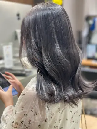 ロング Hirose Ryoのヘアスタイル