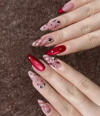 ネイル D-BEAUTY Nailsalonのネイルデザイン