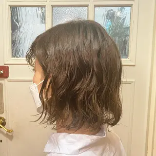 ショート パーマ BRITS 渡辺 菜々子のヘアスタイル