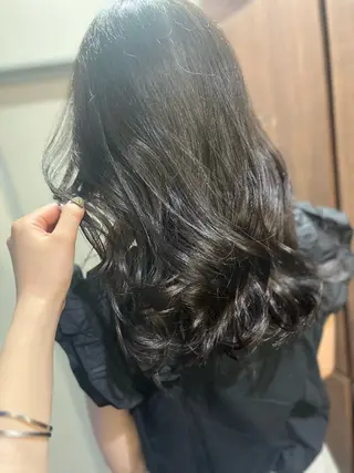 セミロング カラー 🐈‍⬛多系統🕶 tsubura🖤のヘアスタイル