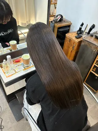 ロング カラー RONND   Weg所属・海瑠万／メンズパーマ ／ブリーチ／フェードのヘアスタイル