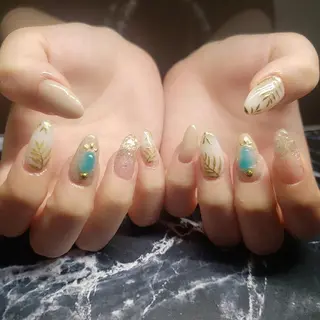 ミディアム ネイル クロキ 。のネイルデザイン