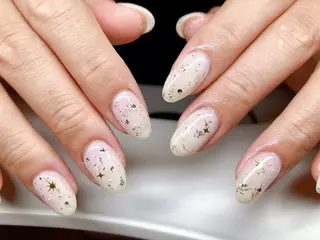 ネイル ECLAT エクラ所属・寺山 千鶴のネイルデザイン
