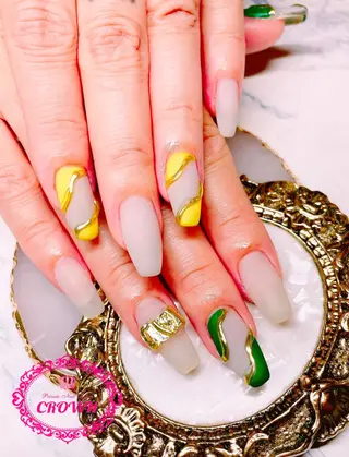 ネイル CROWN プライベートサロンのネイルデザイン