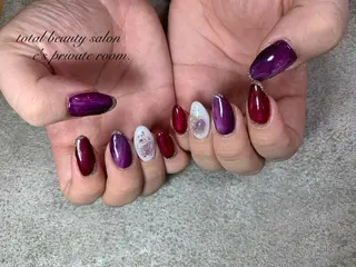 ネイル LAVISH nail salonのネイルデザイン