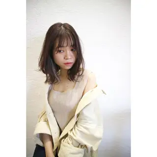 セミロング カラー fio マナミのヘアスタイル