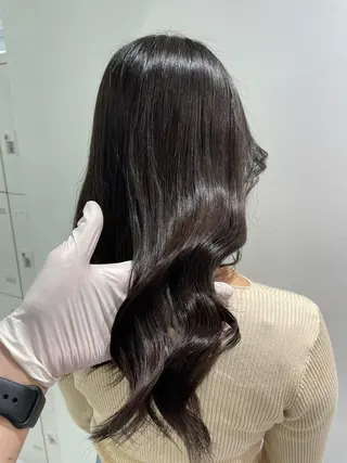 ミディアム カラー パーマ ヘアアレンジ ネイル マツエク・マツパ 韓国風ベージュ🤎 赤みなし🌿横浜🤎のヘアスタイル