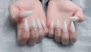 ネイル 中野駅から2分 MEO NAILのネイルデザイン