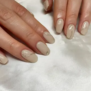 セミロング ネイル 金子 彩海のネイルデザイン