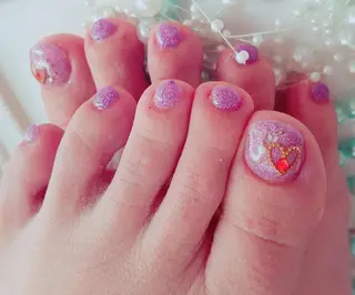 ミディアム ネイル Uchida meのネイルデザイン