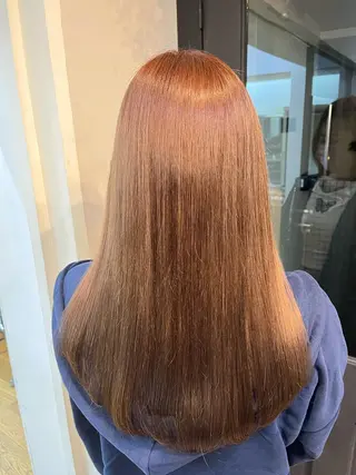 カラー Airi 韓国y2k レイヤーカットのヘアスタイル