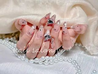 ネイル ✨Nailsalon Vi+✨のネイルデザイン