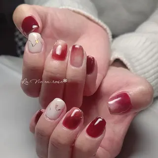 ネイル ラヴィアン ローズのネイルデザイン