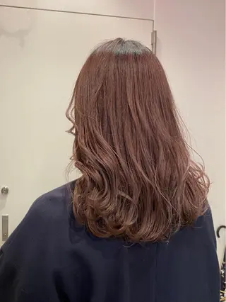 セミロング カラー salowin渋谷kitaya park前所属・RIKA韓国ヘア/く びれヘア/上品カラーのヘアスタイル