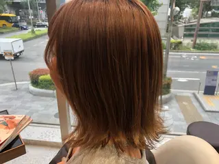 ミディアム 辻本 夏子のヘアスタイル