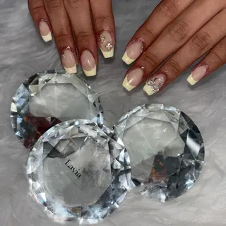 ネイル Lavia nail＆eyelash所属・Lavia❄️ kahoのネイルデザイン