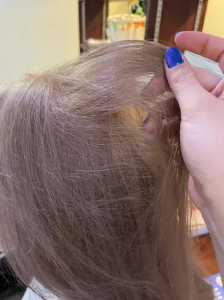 セミロング カラー silo所属・silo MOKA 顔周りカット🦦のヘアスタイル