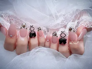 ネイル She   Nail所属・ISA_ BELLAのネイルデザイン