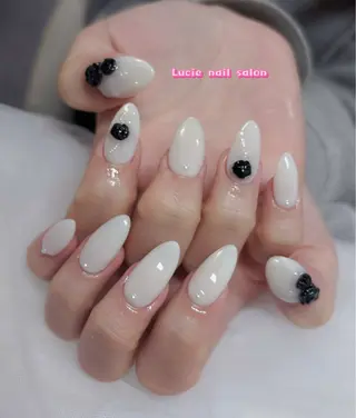 ネイル LUCIE NAIL SALON所属・ルシエ 浅草橋のネイルデザイン