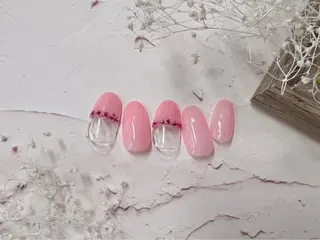 ミディアム ネイル ネイルPetit Ribbonのネイルデザイン