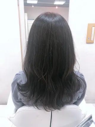 ロング 阿部 美咲のヘアスタイル