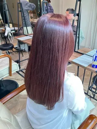 カラー 荻原 心愛のヘアスタイル