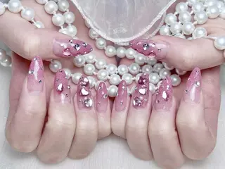 ネイル Hanya 🌈のネイルデザイン