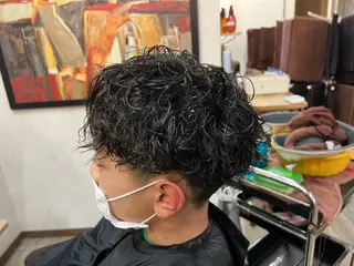 パーマ メンズ ヘアメイクコル所属・中前 頼希のヘアスタイル