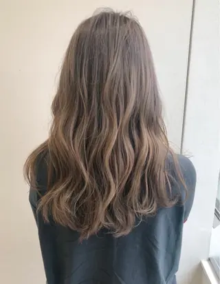 ミディアム La fith hair rond 立川店所属・kyosuke 透明感カラーのヘアスタイル