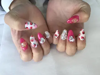 ネイル 💎🐰 saki. m 🐰💎のネイルデザイン