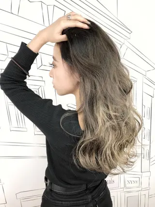 セミロング カラー レイヤー⭐️カラー ⭐️平川雅史のヘアスタイル