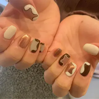 ネイル ヤマダ サクラのヘアスタイル