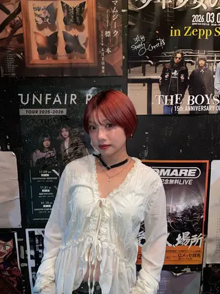 ショート カラー 江藤 かえでのヘアスタイル