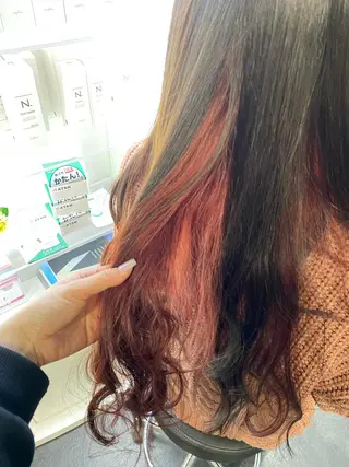 ロング カラー Milk Tea YUNAのヘアスタイル