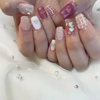 ネイル Nail Salon Gummi.のネイルデザイン
