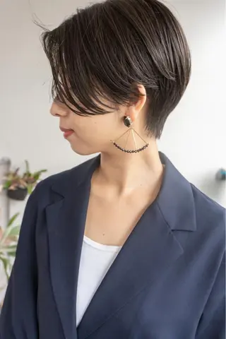 ショート カラー ショート/レイヤー なら石井知希のヘアスタイル