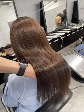 ロング カラー オフホワイトアンドなんば所属・福西 洋斗のヘアスタイル