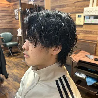 ミディアム パーマ メンズ ツイスパ/メンズ特化 🦋𝑺𝑶𝑵𝑬の眉毛・アイブロウイメージ