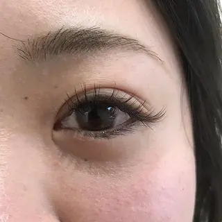 マツエク・マツパ armure所属・乾 春菜の眉毛・アイブロウイメージ