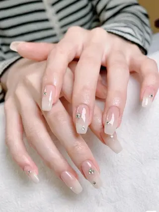 ネイル EE.Nail所属・FuFu.Nail 2️⃣番のネイルデザイン