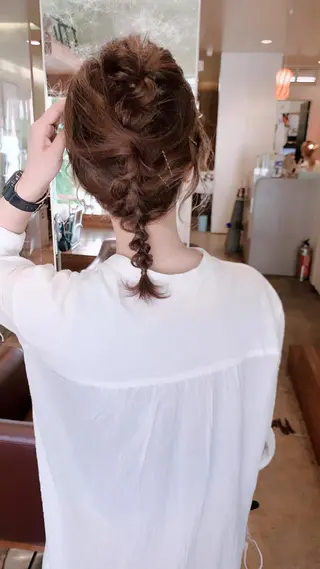 セミロング カラー ヘアアレンジ 中村 碧のヘアスタイル