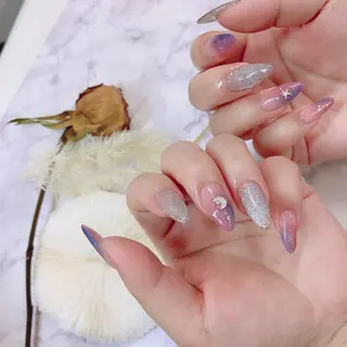 ネイル へぜリヒ ·もものネイルデザイン