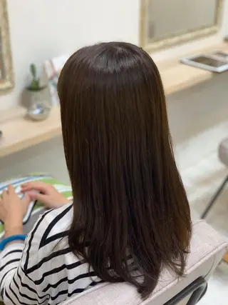 セミロング カラー 山本 悟志のヘアスタイル