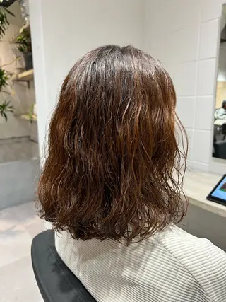 ミディアム パーマ 【パーマ満足度No. 1🥇】宮脇 大樹のヘアスタイル