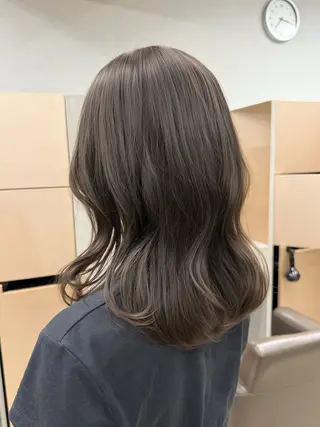 セミロング カラー 表参道/赤み無し 透明感 colorのヘアスタイル
