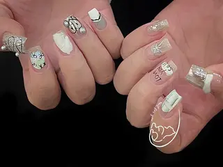 ネイル NFY-あや nailforyouのネイルデザイン