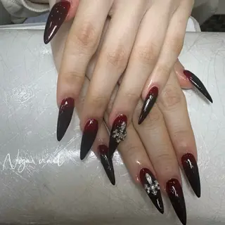 ミディアム ガー NAILのネイルデザイン