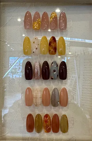 ネイル 美容室ピクシー所属・江藤 響子のネイルデザイン